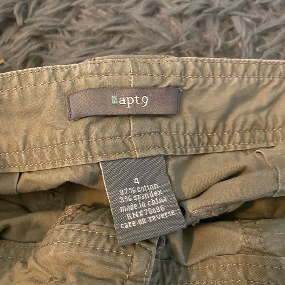 Apt 9 Tan/Camel green cargo capri - Picture 8 of 11